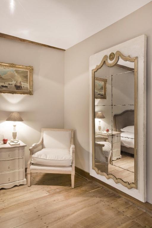 Chateau De Grandvoir Hotell Neufchâteau Rom bilde